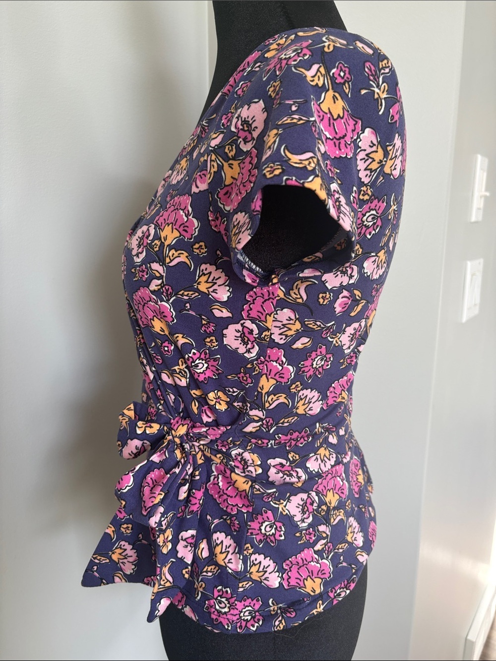 NWOT Rebel Sugar Navy Floral Wrap Top with Pink & Yellow Accents - Picture 3 of 4